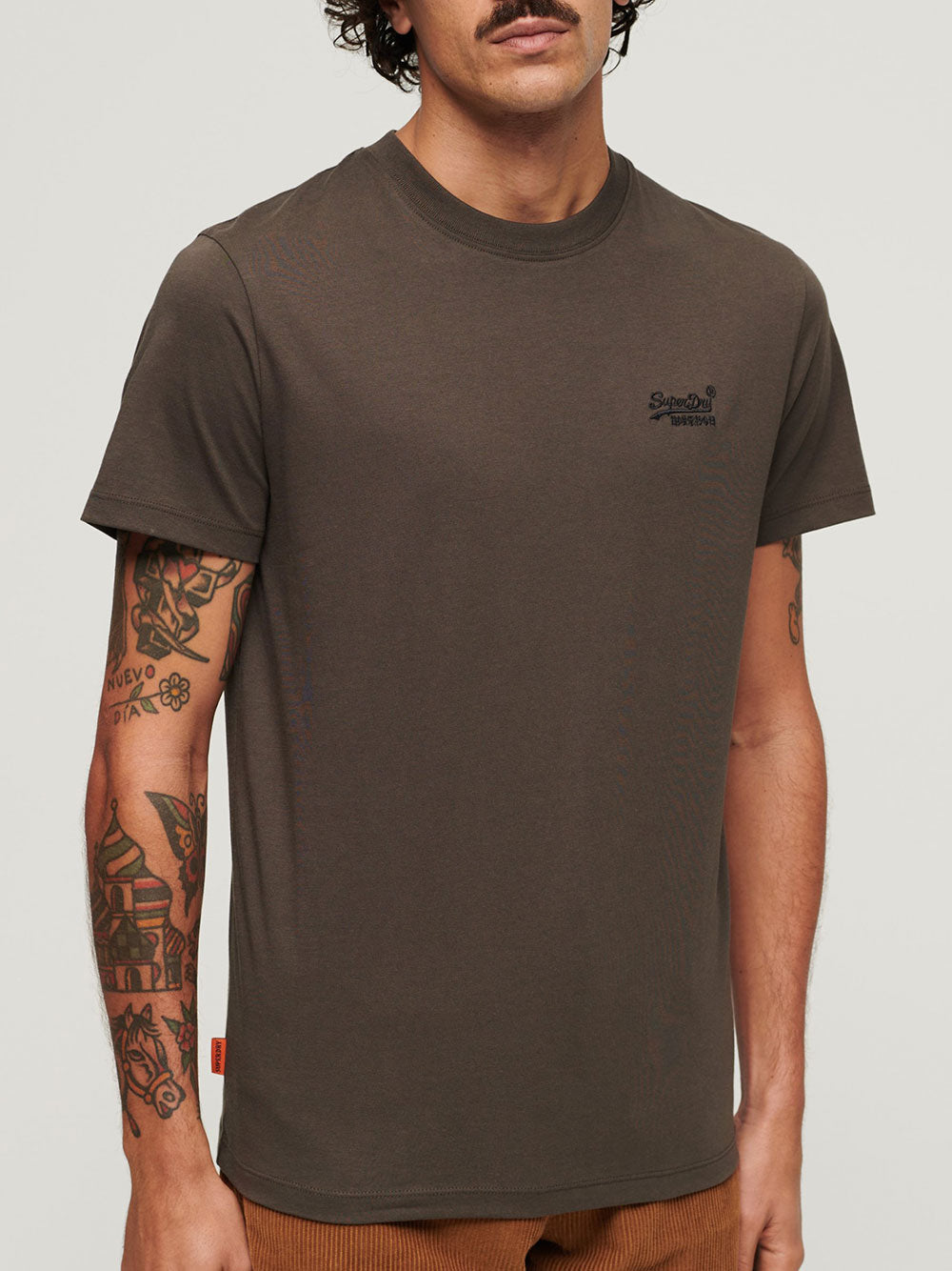 T-shirt Superdry Essential Logo Emb da Uomo - Nero