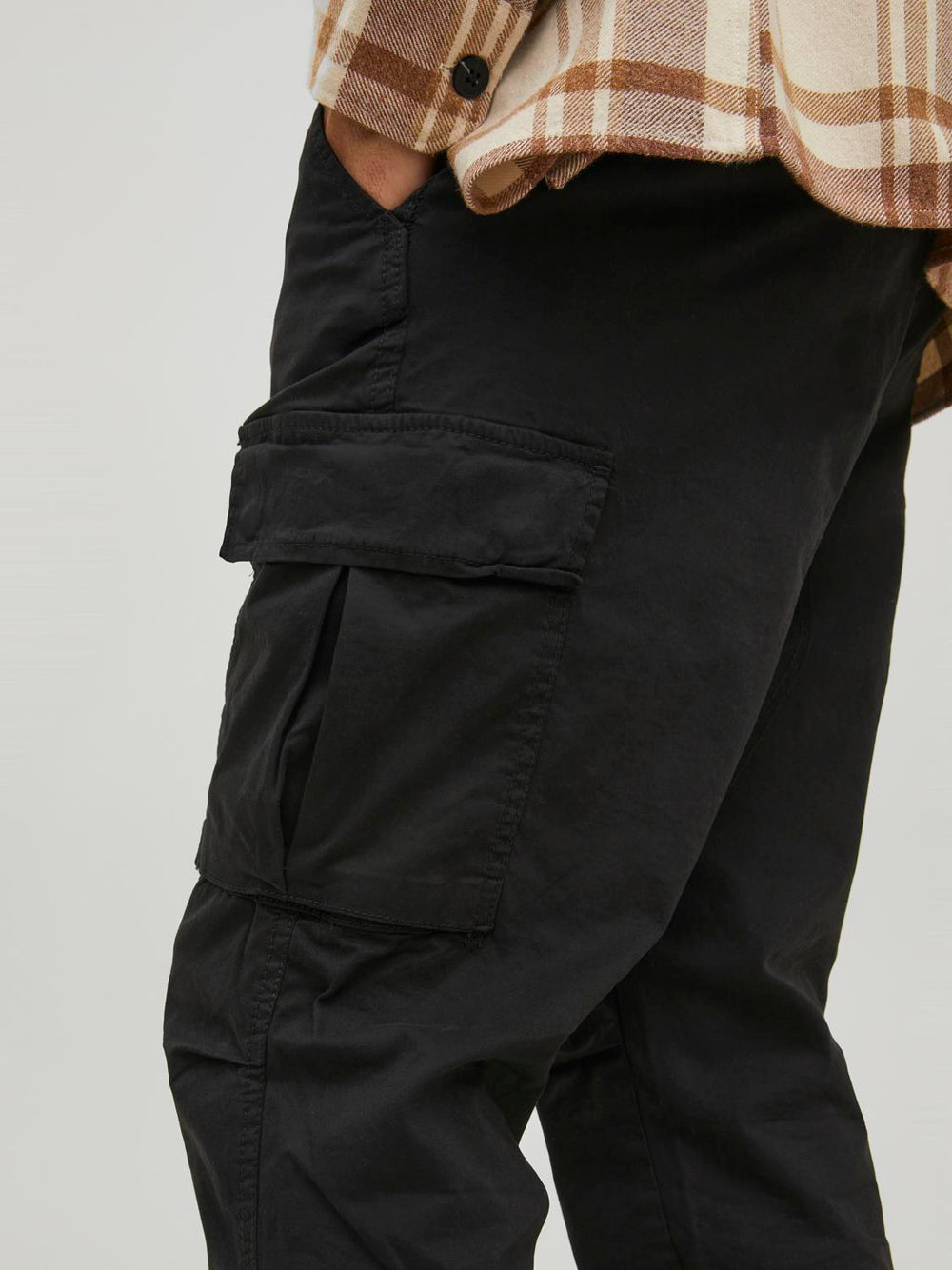 Pantalone Cargo Jack e Jones Tace Tucker da Uomo - Nero