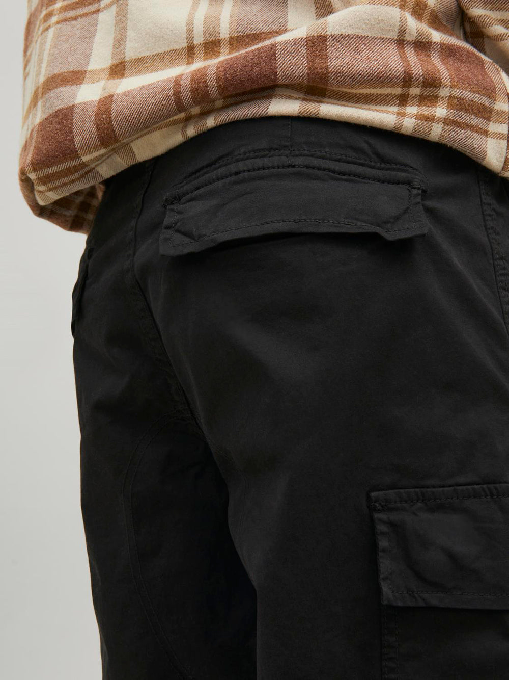 Pantalone Cargo Jack e Jones Tace Tucker da Uomo - Nero