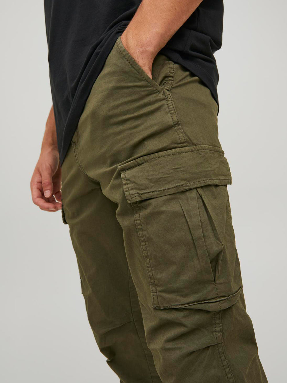 Pantalone Cargo Jack e Jones Tace Tucker da Uomo - Verde