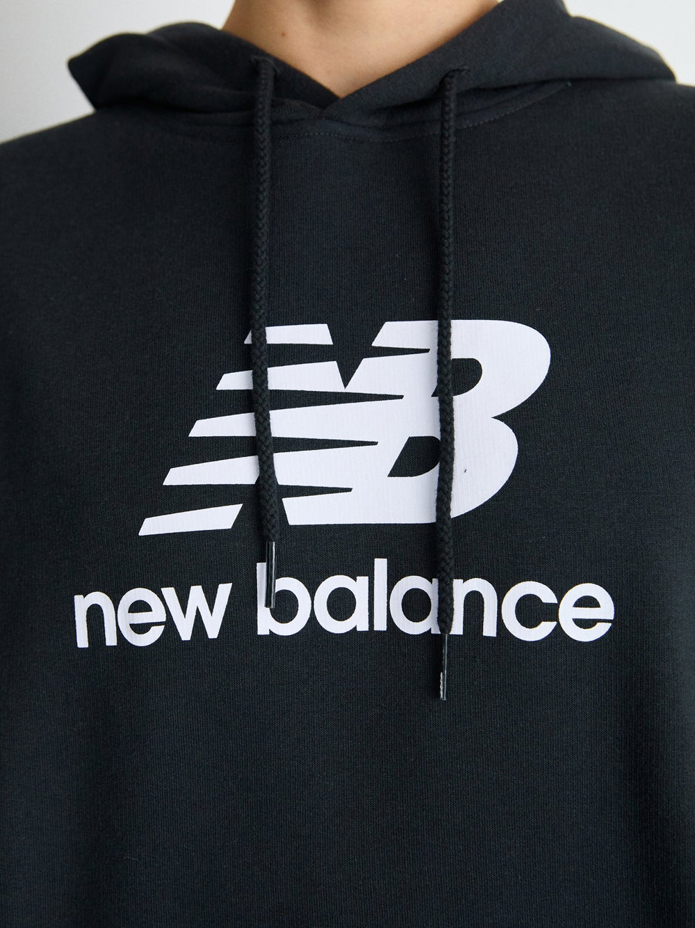 Felpa Cappuccio New Balance Essentials Logo da Uomo - Nero